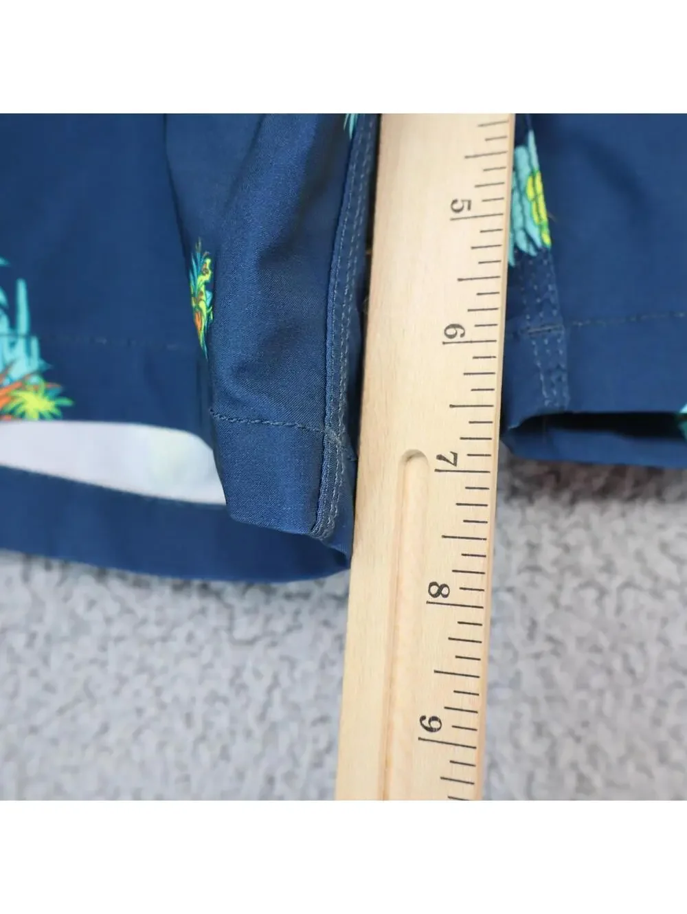 Billabong Boy’s Dark Blue Boardshorts Size XL